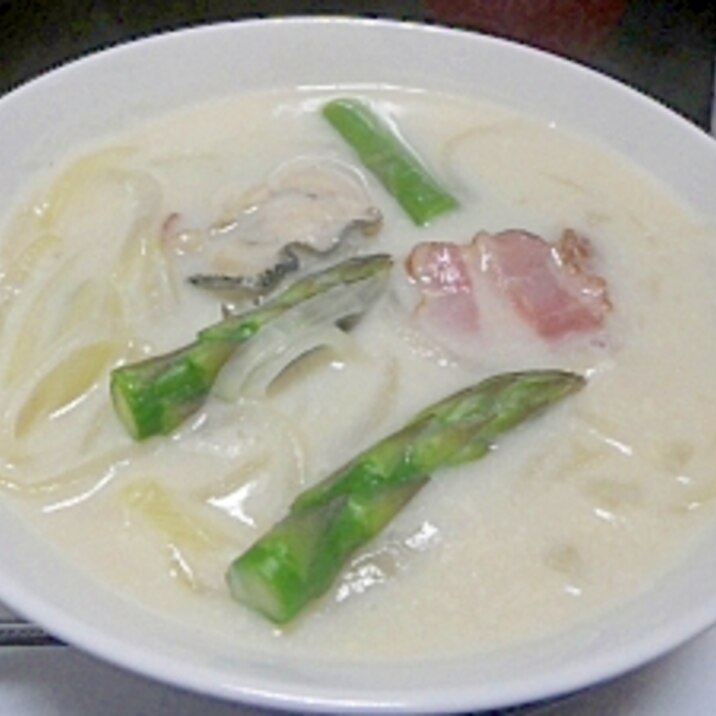 10分で出来る!簡単牡蠣とベーコンの豆乳チャウダー